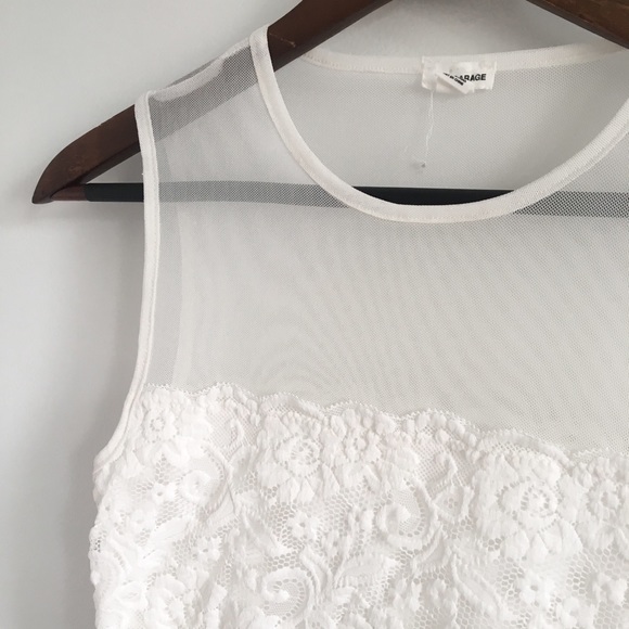 Mesh Lace High Neck Crop Top - Picture 4 of 4